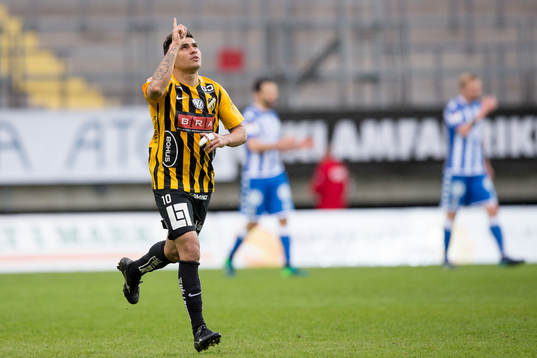 Häckens Paulinho jublar