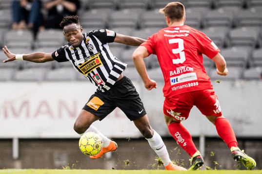 Landskronas Karim Sadat och Värnamos Johan Andersson