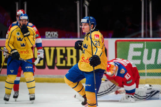 Sveriges Lawrence Pilut jublar