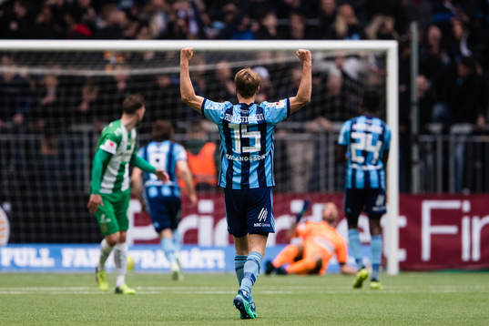 Djurgårdens Jonathan Augustinsson jublar