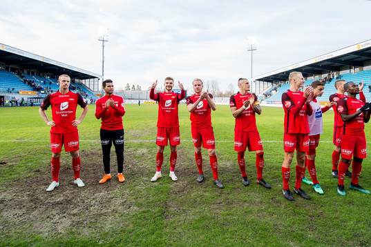 Peter Orry Larsen, Deyver Vega, Gilli Rolantsson, Henrik