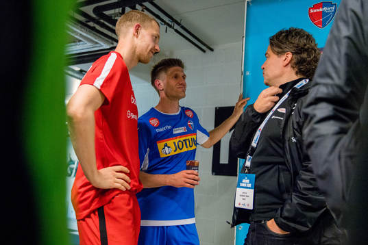 Peter Orry Larsen of Brann, Erik Mjelde of Sandefjord and