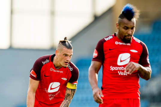 Vito Wormgoor and Bismar Acosta of Brann