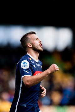 Zlatko Tripic of Viking celebrates 1-4
