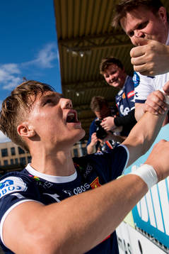 Markus Nakkim of Viking celebrates with the suppporters