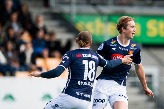 Julian Ryerson and Kristian Thorstvedt of Viking celebrate