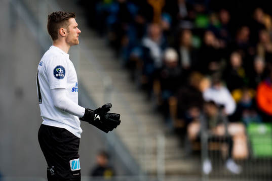 Goalkeeper Alexander Håkull-Vangen of Ull/Kisa
