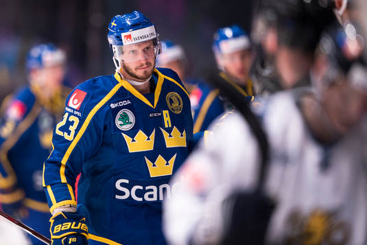 Sveriges Oliver Ekman Larsson jublar