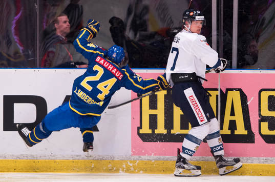 Sveriges Lias Andersson faller