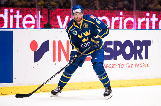 Sveriges Adam Larsson