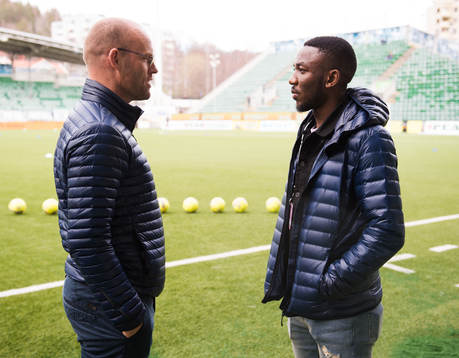 Sundsvalls tränare Joel Cedergren och Chidi Dauda Omeje