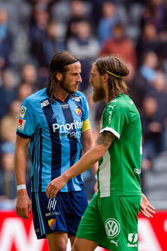 Djurgårdens Jonas Olsson och Hammarbys Björn Paulsen