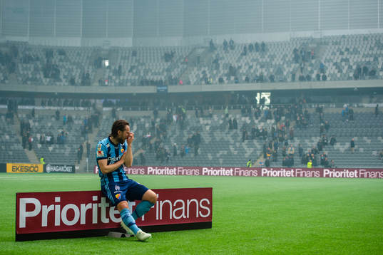 Djurgårdens Kevin Walker  deppar