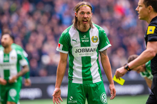 Hammarbys Björn Paulsen reagerar