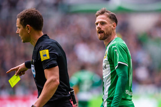 Hammarbys Arnór Smárason deppar