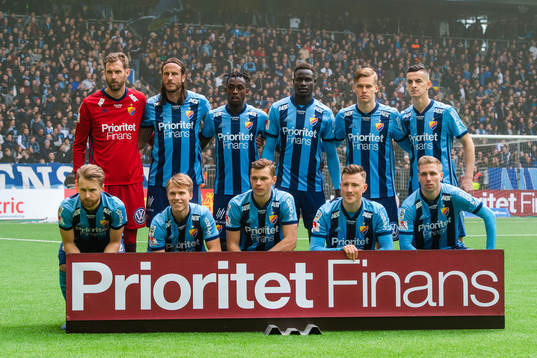 Djurgårdens målvakt Andreas Isaksson , Jonas Olsson