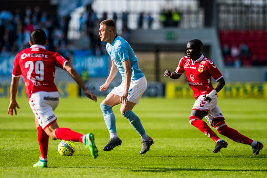 Malmö FFs Mattias Svanberg och Kalmars Romário Pereira