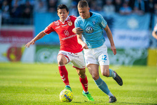 Kalmars Romário Pereira Sipião och Malmö FFs Mattias