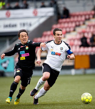 Dalkurds Yukiya Sugita och Örebros Nordin Gerzic