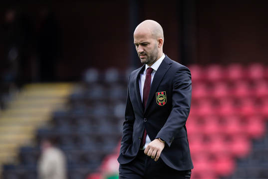 Brommapojkarnas tränare Luis Pimenta deppar