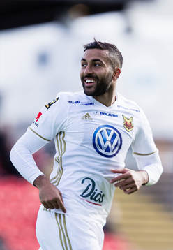 Östersunds Saman Ghoddos jublar