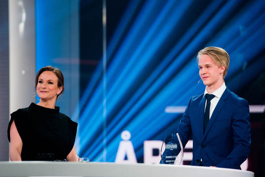 Lena Sundqvist och Växjös Elias Pettersson, Årets Forward