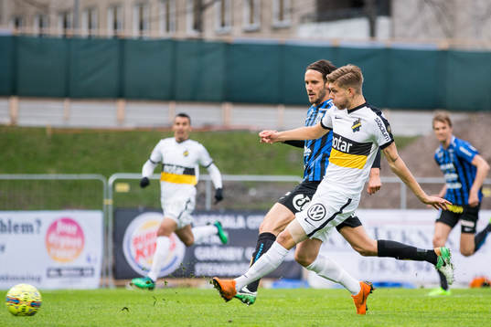 s Anton Salétros gör 0-1