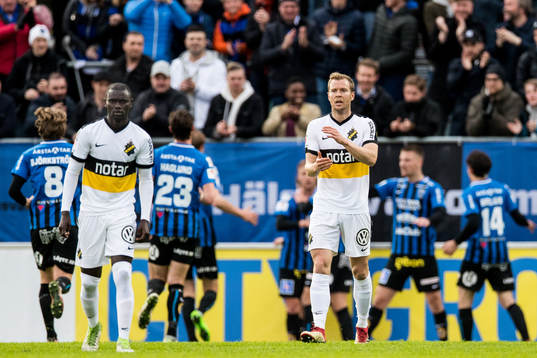 s Enoch Kofi Adu och Per Karlsson deppar