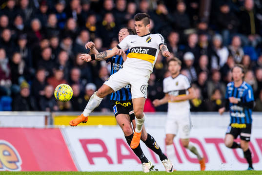 s Nicolas Stefanelli