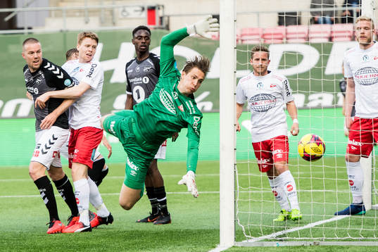 Goalkeeper Håvar Grøntvedt Jensen of Fredrikstad as