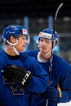 Sveriges Hampus Lindholm och John Klingberg