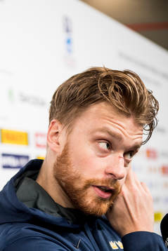 Adam Larsson