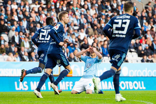Malmö FFs Markus Rosenberg deppar