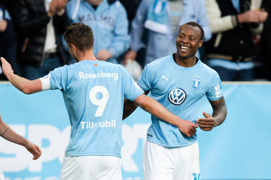Malmö FFs Eric Larsson och Markus Rosenberg jublar med