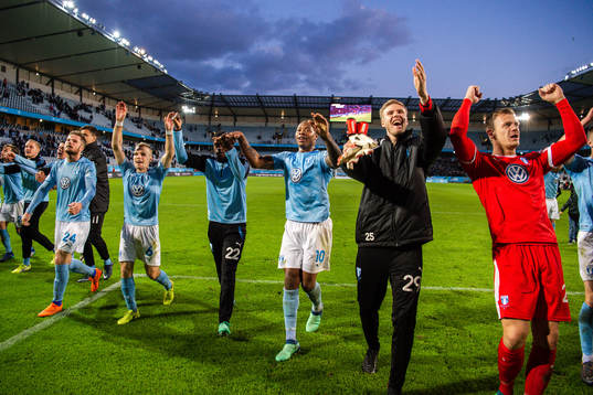 Malmö FFs spelare jublar
