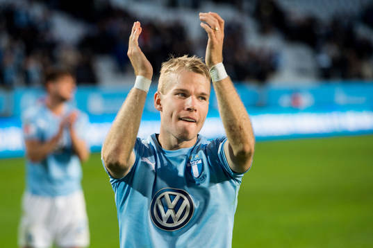 Malmö FFs Oscar Lewicki tackar publiken