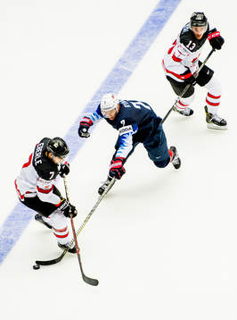 Jordan Eberle of Canada, Derek Ryan of USA and Matt Barzal