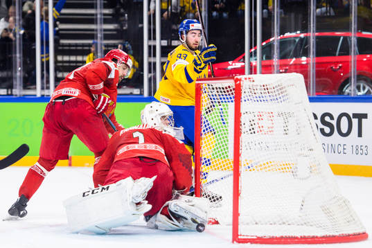 Sveriges Mika Zibanejad jublar