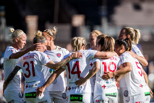 Rosengårds Iva Landeka jublar