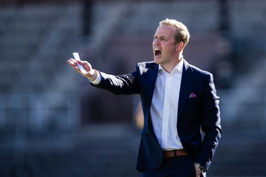 Rosengårds tränare Jonas Eidevall  reagerar