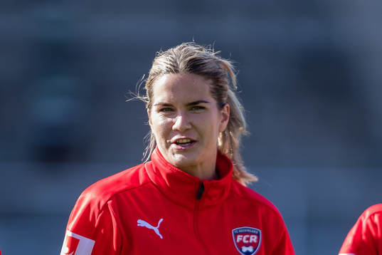 Rosengårds Hanna Folkesson innan fotbollsmatchen i