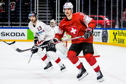 Schweiz Gaetan Haas och Österrikes Patrick Obrist