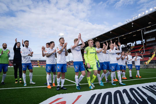 Norrköpings spelare tackar fansen