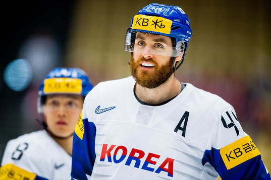 Alex Plante of South Korea