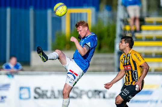 Trelleborgs Lasse Nielsen mot Paulinho