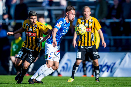 Trelleborgs Felix Hörberg mot Häckens Paulinho