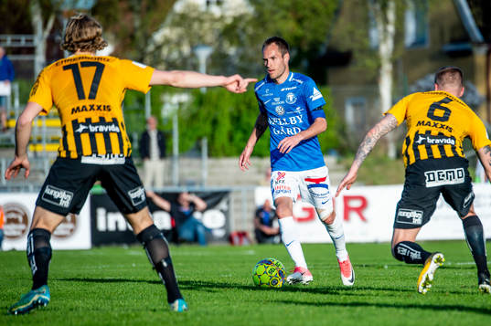 Trelleborgs Zoran Jovanovic mot Häckens Gustav Berggren