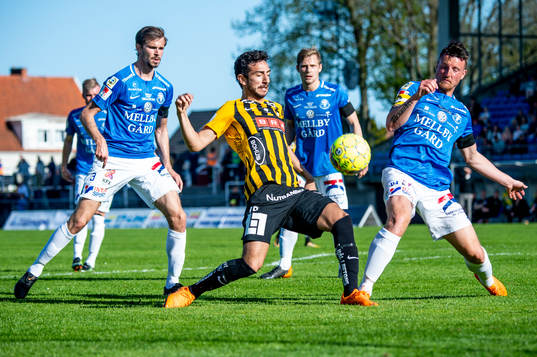 Häckens Daleho Irandust mot Trelleborgs Sebastian Ohlsson