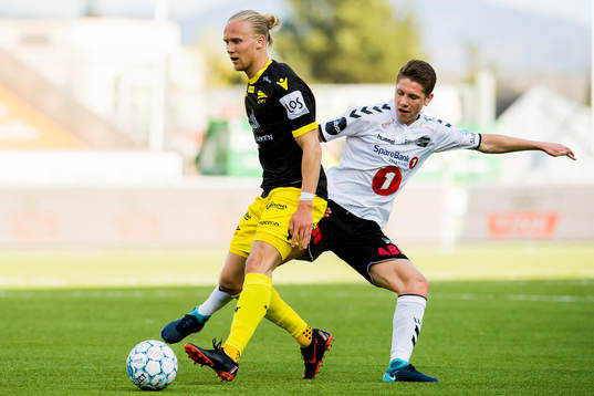 Lars Jørgen Salvesen of Start and Markus André Kaasa of