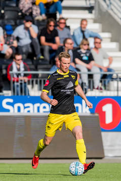 Simon Andreas Larsen of Start